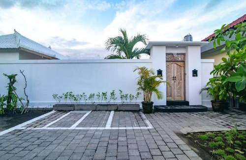 Sunset Road Villa | 200 m² Villa ∙ 3 bedrooms ∙ 6 guests