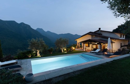 Fivizzano Villa | 200 m² Villa ∙ 3 bedrooms ∙ 6 guests