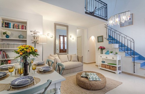 Viareggio Villa | 200 m² Villa ∙ 3 bedrooms ∙ 6 guests
