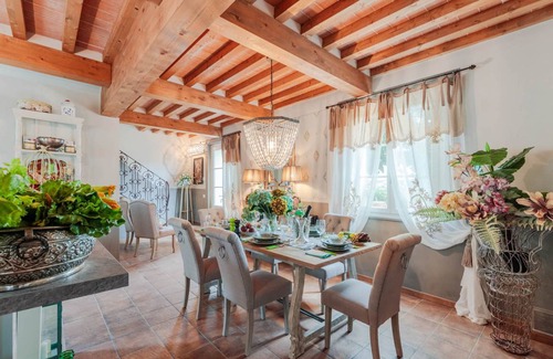 Lucca Villa | 200 m² Villa ∙ 4 bedrooms ∙ 8 guests