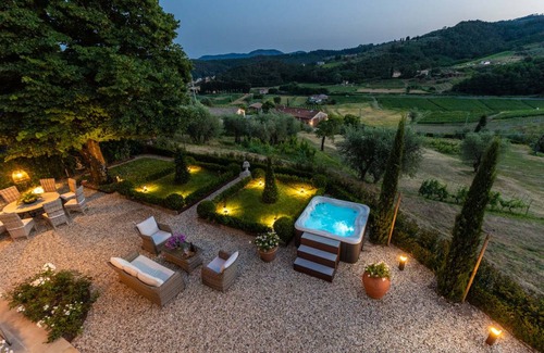 Lucca Villa | 200 m² Villa ∙ 4 bedrooms ∙ 8 guests