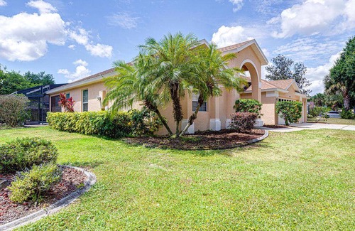 Orange Tree Villa | 202 m² Villa ∙ 4 bedrooms ∙ 8 guests