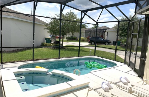 Trafalgar Village House | 205 m² House ∙ 4 bedrooms ∙ 8 guests