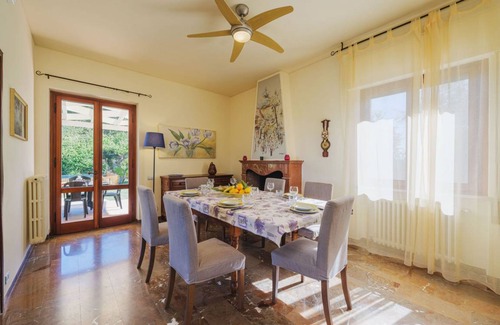 Monteggiori House | 220 m² House ∙ 5 bedrooms ∙ 10 guests