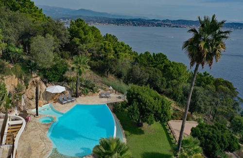Theoule-Superieur Villa | 220 m² Villa ∙ 5 bedrooms ∙ 11 guests