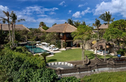 Munggu Villa | 2200 m² Villa ∙ 5 bedrooms ∙ 10 guests