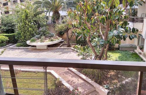 Juan-les-Pins Apartment | 23 m² Apartment ∙ 4 guests