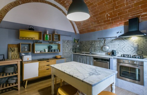 Lorenzana House | 230 m² House ∙ 1 bedroom ∙ 8 guests