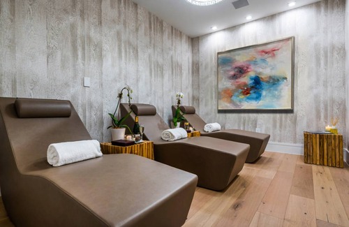 Reunion House | 2323 m² House ∙ 15 bedrooms ∙ 30 guests