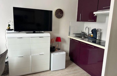 Cannes Old Town Apartment | 24 m² Studio flat ∙ 2 guests
