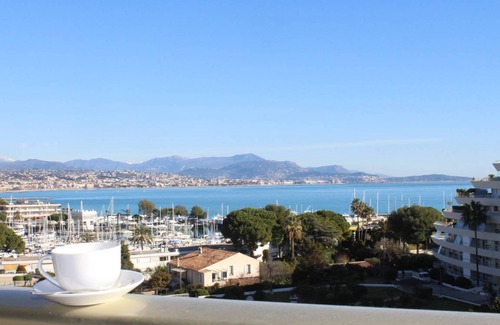 Villeneuve Loubet Beach Apartment | 24 m² Studio flat ∙ 1 bedroom ∙ 4 guests