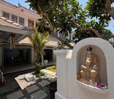 Denpasar Timur Villa | 240 m² Villa ∙ 1 bedroom ∙ 6 guests