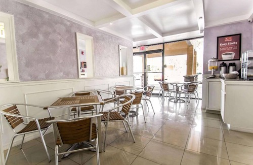 Southwest Orlando Hotel | 25 m² Hotel ∙ 127 guests