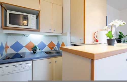 Sainte-Maxime City Centre House | 25 m² House ∙ 1 bedroom ∙ 4 guests