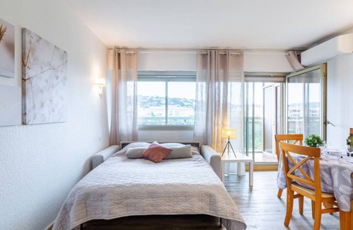 Sainte-Maxime City Centre House | 25 m² House ∙ 1 bedroom ∙ 4 guests