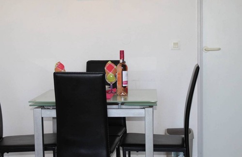 Villeneuve Loubet Beach Apartment | 25 m² Studio flat ∙ 1 bedroom ∙ 4 guests