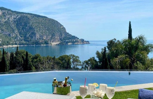 Eze Apartment | 250 m² Apartment ∙ 4 bedrooms ∙ 8 guests