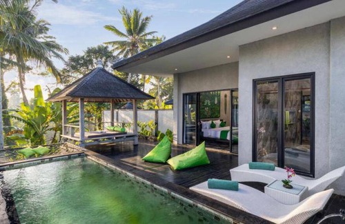 Melayang Hotel | 250 m² Hotel ∙ 2 guests