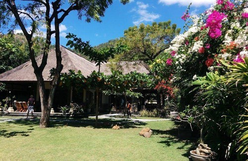 Pemuteran House | 250 m² House ∙ 4 bedrooms ∙ 11 guests