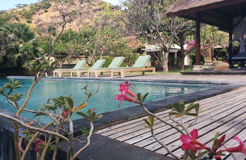 Pemuteran House | 250 m² House ∙ 4 bedrooms ∙ 11 guests