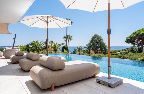 Golfe Juan Villa | 250 m² Villa ∙ 5 bedrooms ∙ 10 guests