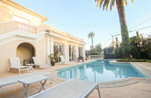 California - Pezou Villa | 270 m² Villa ∙ 5 bedrooms ∙ 10 guests