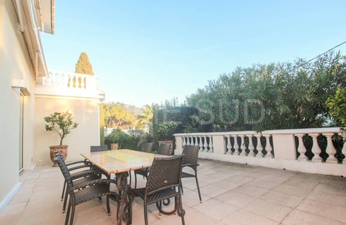California - Pezou Villa | 270 m² Villa ∙ 5 bedrooms ∙ 10 guests