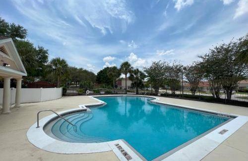 Sunrise Lakes House | 279 m² House ∙ 4 bedrooms ∙ 8 guests