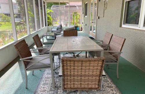 Sunrise Lakes House | 279 m² House ∙ 4 bedrooms ∙ 8 guests