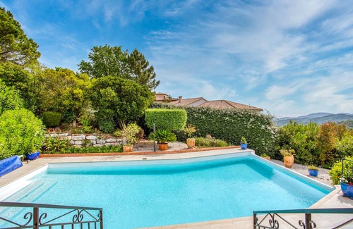 Les Adrets-de-l'Esterel House | 280 m² House ∙ 5 bedrooms ∙ 10 guests