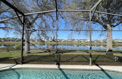 Sunrise Lakes House | 289 m² House ∙ 5 bedrooms ∙ 10 guests