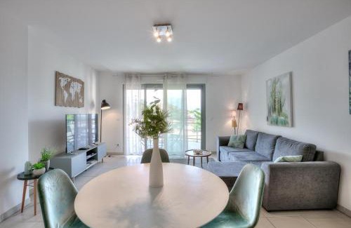 Theoule-sur-Mer Apartment | 2Bedrooms, Thèoule-sur-mer