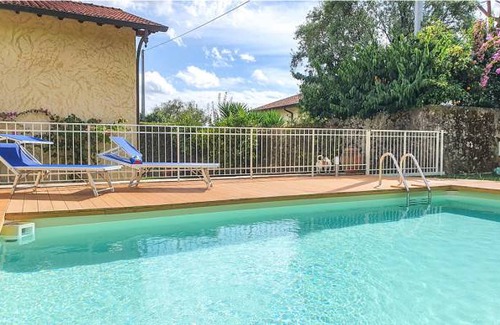 Strettoia House | 3 bedroom accommodation in Pietrasanta