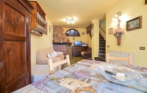 Camaiore House | 3 Bedroom Cozy Home In Camaiore