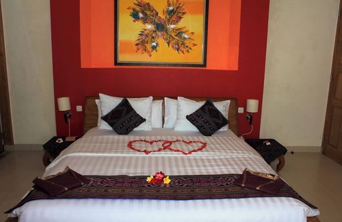 Kayu Putih Bed & Breakfast | 3-bedroom private pool villa at lovina