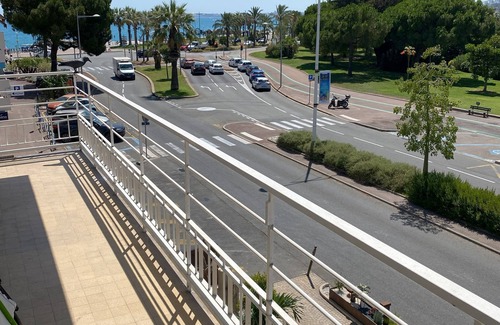 Cros-de-Cagnes Apartment | 3-room apartment 100 M from the beach