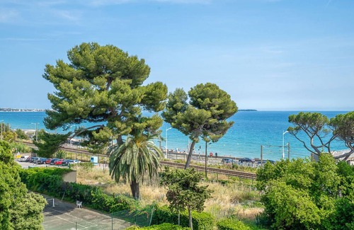 La Croix des Gardes Apartment | 30 m² Apartment ∙ 1 bedroom ∙ 2 guests