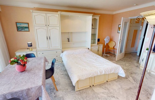 Roquebrune-Cap-Martin Apartment | 30 m² Studio flat ∙ 1 bedroom ∙ 2 guests