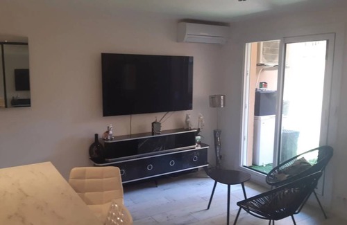 Sainte-Maxime City Centre Apartment | 30 m² Studio flat ∙ 1 bedroom ∙ 2 guests