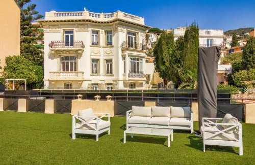 Villefranche-sur-Mer Villa | 300 m² Villa ∙ 5 bedrooms ∙ 12 guests