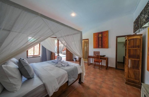 Denpasar Villa | 300 m² Villa ∙ 2 bedrooms ∙ 4 guests