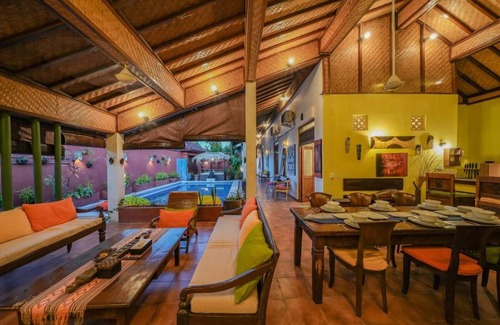 Denpasar Villa | 300 m² Villa ∙ 2 bedrooms ∙ 4 guests
