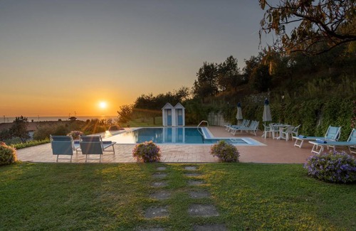 Corsanico Villa | 300 m² Villa ∙ 4 bedrooms ∙ 8 guests