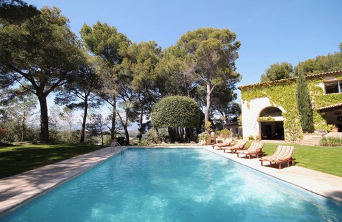 Cannes Villa | 300 m² Villa ∙ 4 bedrooms ∙ 8 guests