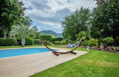 Saint-Raphael Villa | 300 m² Villa ∙ 4 bedrooms ∙ 8 guests