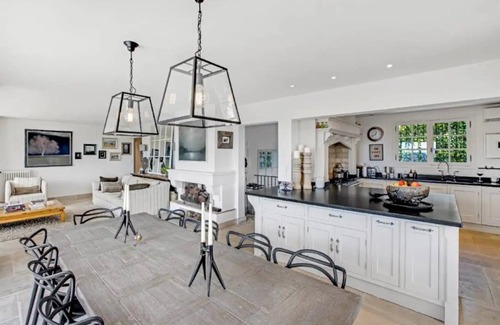 Le Cannet Villa | 311 m² Villa ∙ 4 bedrooms ∙ 8 guests