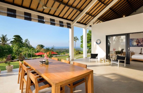Kalibukbuk Villa | 3300 m² Villa ∙ 3 bedrooms ∙ 6 guests