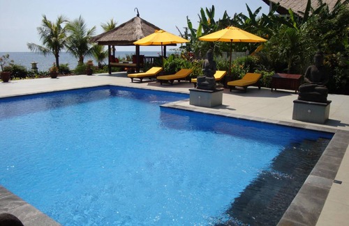 Banjartegehe House | 340 m² House ∙ 6 bedrooms ∙ 12 guests