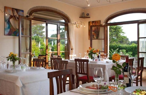 Pomaia Apartment | 35 m² Apartment ∙ 5 guests
