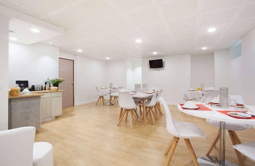 Gambetta Apartment | 35 m² Serviced apartment ∙ 127 guests